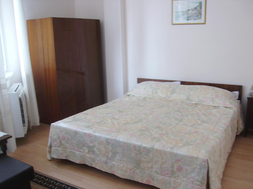 The House Next To The Beach Hotel Sozopol Room photo